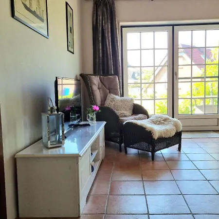 Ankerplatz 54 Grad Nord In Friedrichskoog-spitze Mit Hund Und Kind Ans Wattenmeer Apartman Friedrichskoog